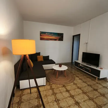 Holiday Home Olivetree Rab * 苏佩塔斯卡德拉加